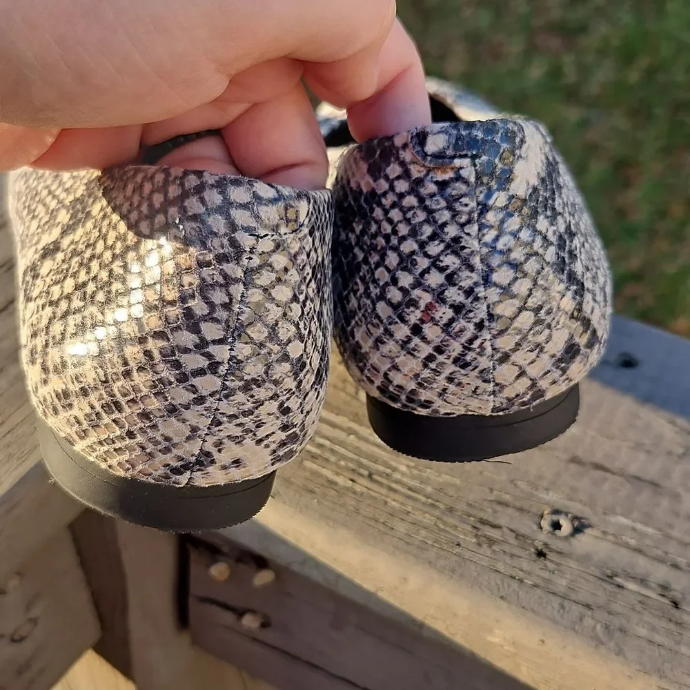Vionic caballo snakeskin